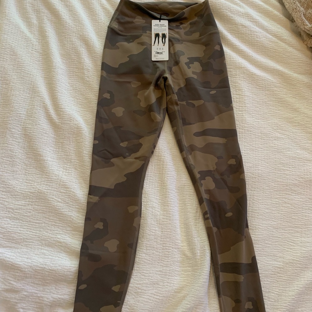 Also Yoga High Waist Vapor Legging